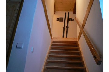 Cehia Chata Olešnice v Orlických horách, Exteriorul